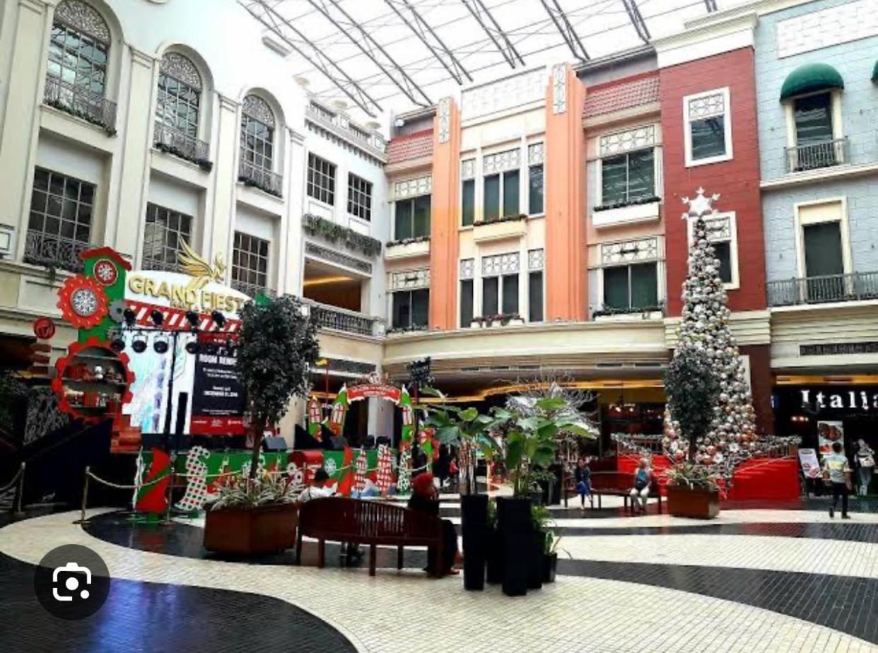 81 Newport Boulevard Cluster 4 - 8F Across Naia Airport, Terminal 3 Pasay Exterior foto